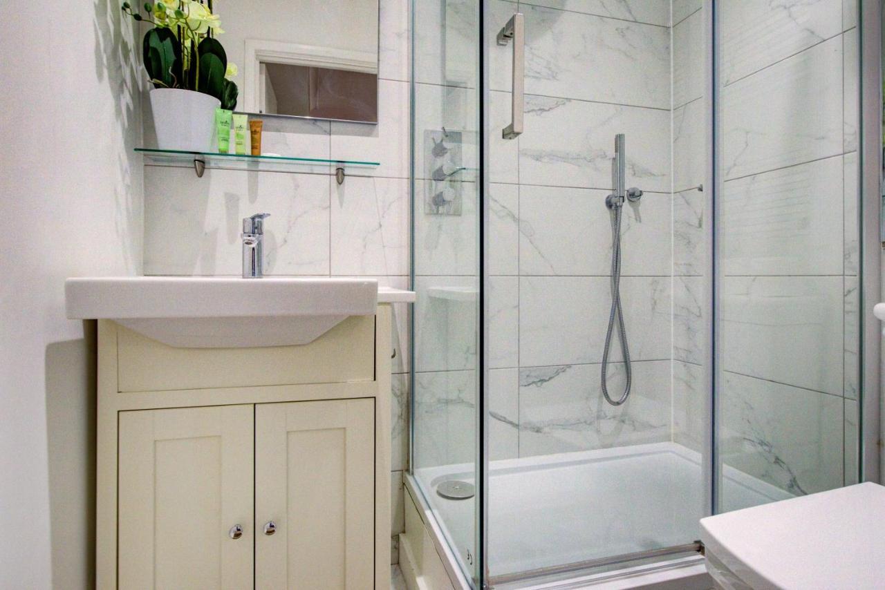3-Bedroom, 3-Baths Apartment In Super Posh Marylebone, Central London, W1 Exterior photo